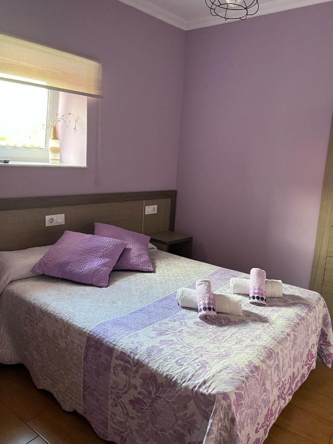 Pension A Pedra Dumbria Exterior photo